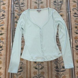 Guess Ribbed Button-Down Shirt 🩵